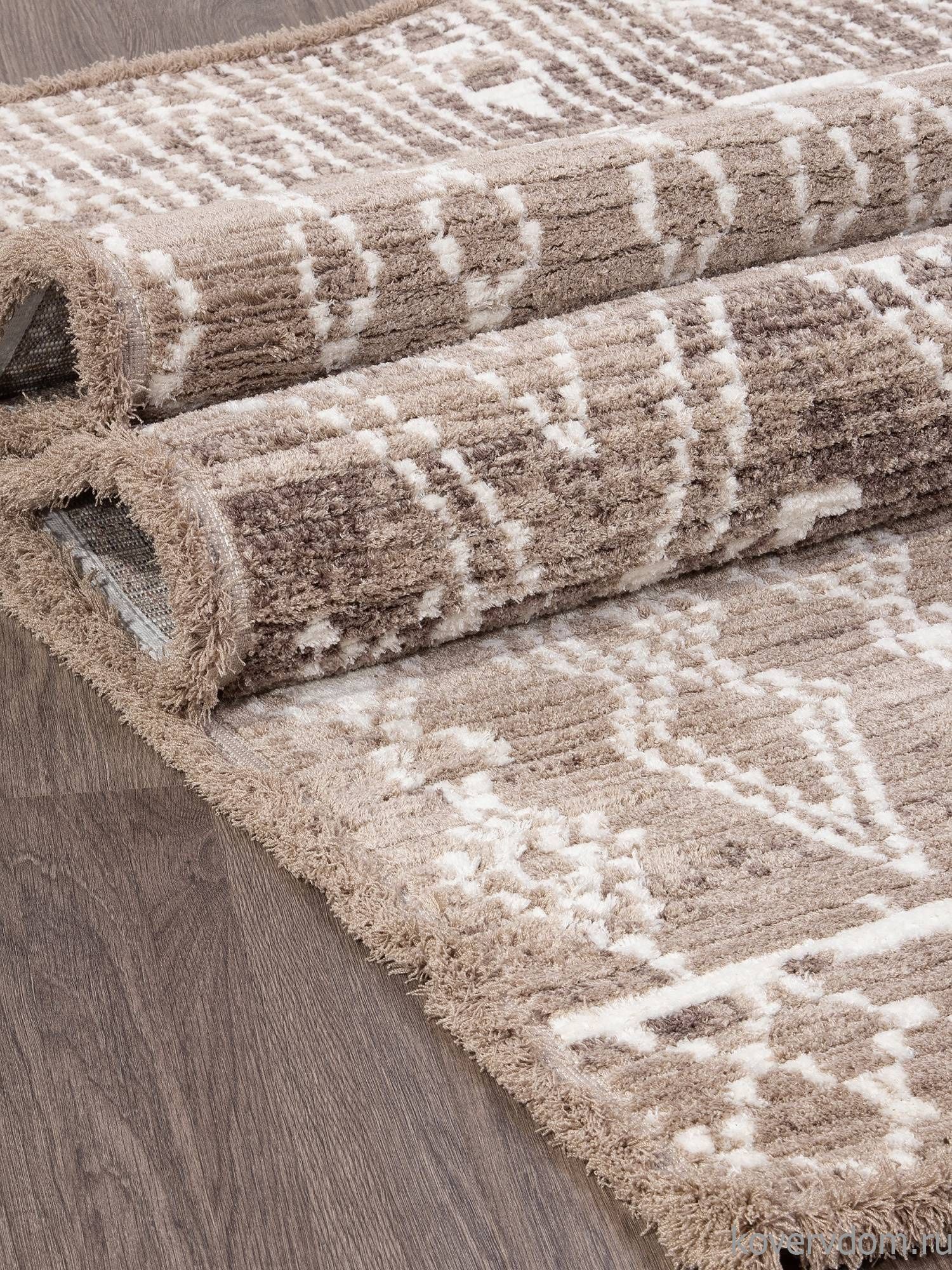 Ковер JOLI A932AC L.BEIGE / P.WHITE Ковер JOLI A932AC L.BEIGE / P.WHITE