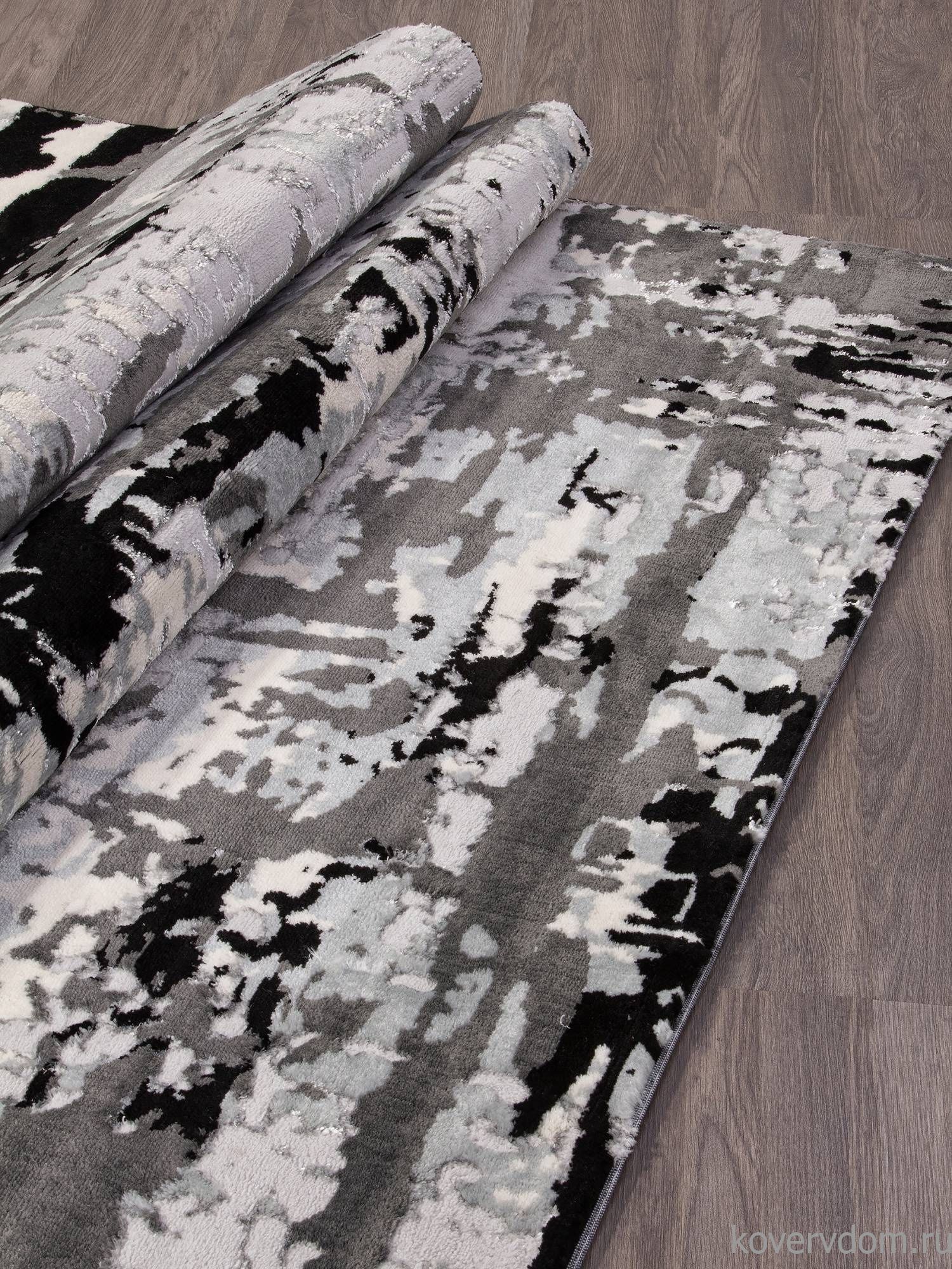 Ковер Valentino Y504A LIGHT GREY SHIRINK / BLACK Ковер Valentino Y504A LIGHT GREY SHIRINK / BLACK