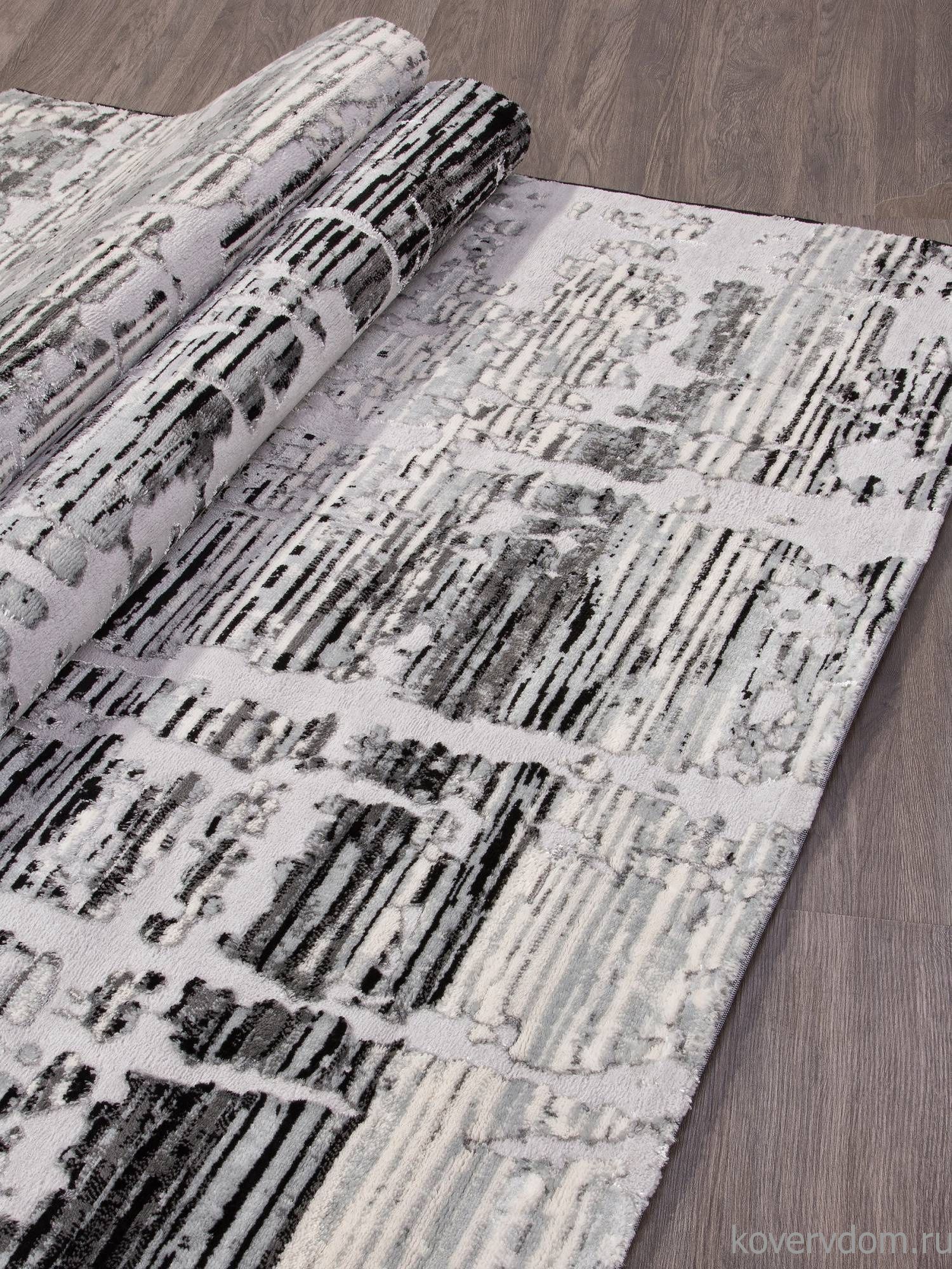 Ковер Valentino Y012A LIGHT GREY SHIRINK / BLACK Ковер Valentino Y012A LIGHT GREY SHIRINK / BLACK