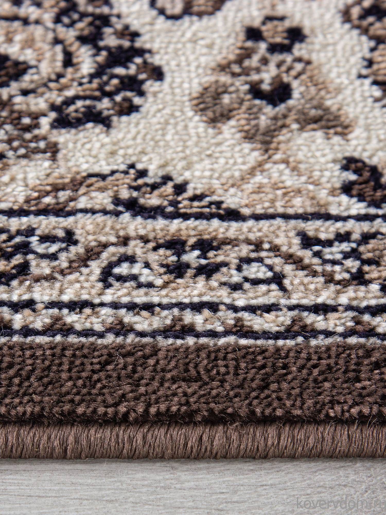 Ковер VALENCIA DELUXE D251 BROWN