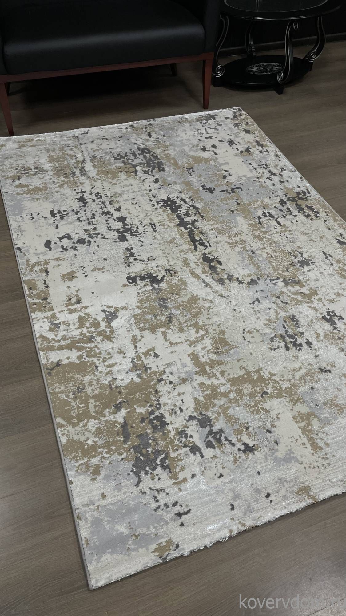 Ковер AMELI 5575A S.BEIGE / P.WHITE